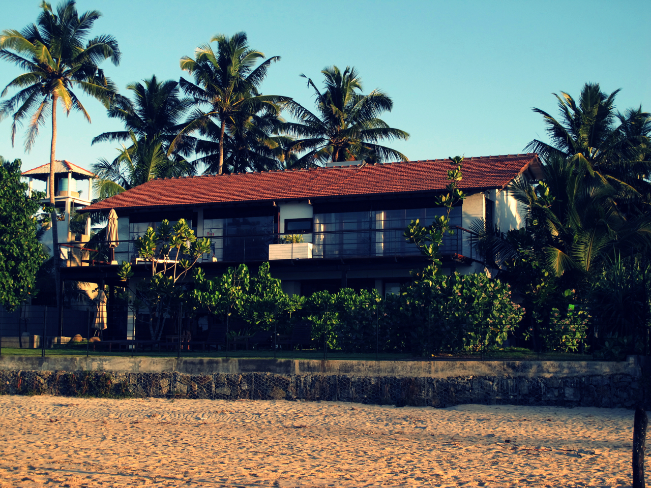 Sri Lanka Lapoint Surfcamp - Beach Villa - MartinParzer